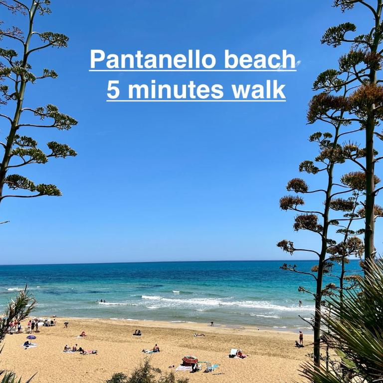 Blue Space 50 meters from the sandy beach, parking & wifi - Casa con 2 Camere da Letto - 5