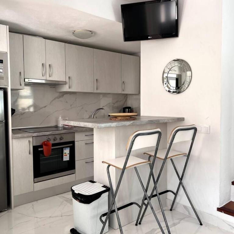 Castillo Mar - Two-Bedroom Apartment - 4