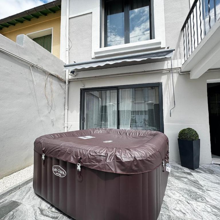 Avignon maison à côté du tram et avec jacuzzy - Villa 3 Chambres - 4