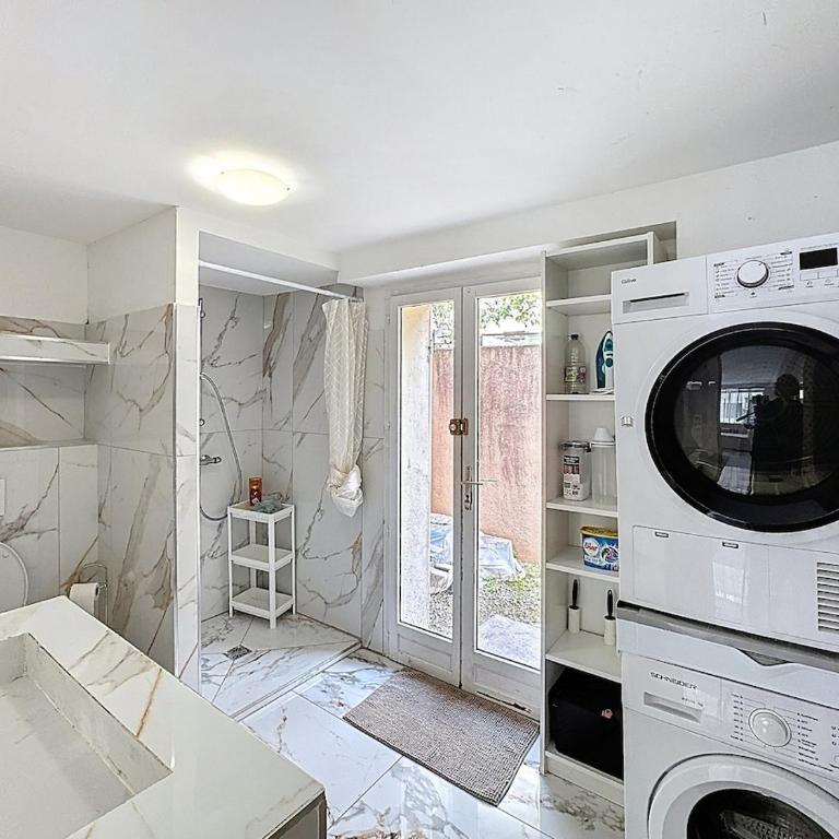 Avignon maison à côté du tram et avec jacuzzy - Villa 3 Chambres - 10