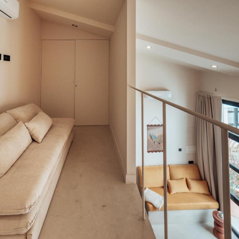 The Atelier Lofts - Studio - Split Level - 10