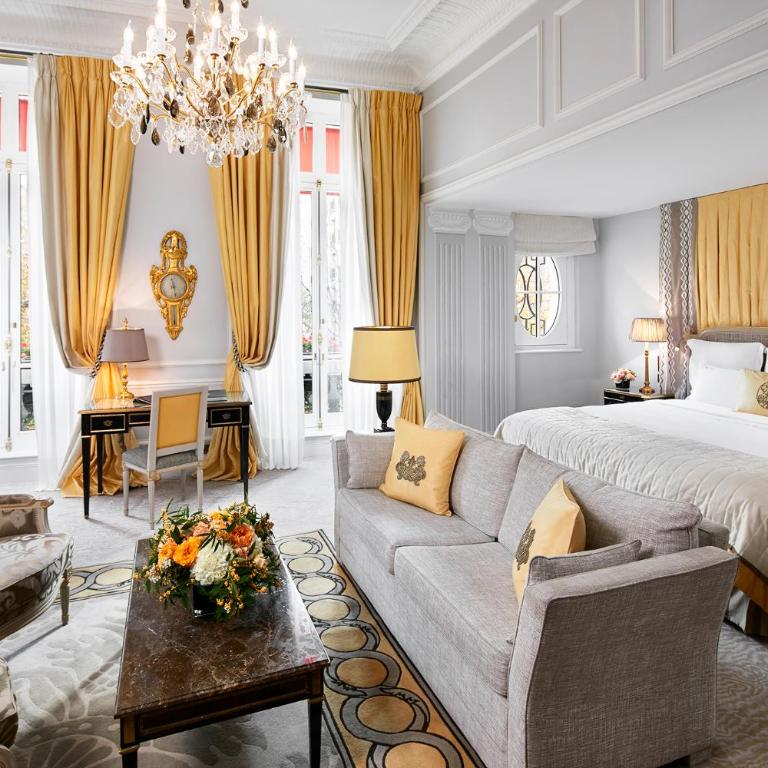 Hôtel Plaza Athénée - Dorchester Collection - Suite Junior Prestige - 1