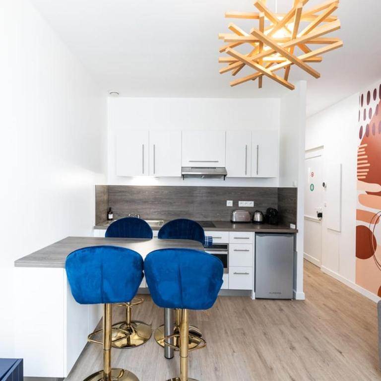 Le Hirvi - cocon zen et épuré à 10min Vieux Lyon - Appartement - 9