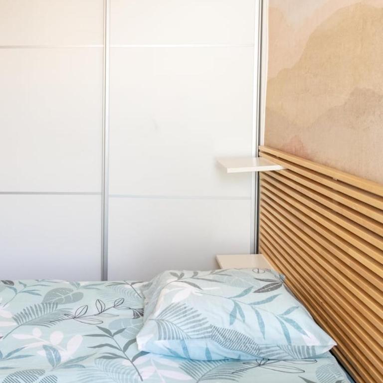 Le Hirvi - cocon zen et épuré à 10min Vieux Lyon - Appartement - 24