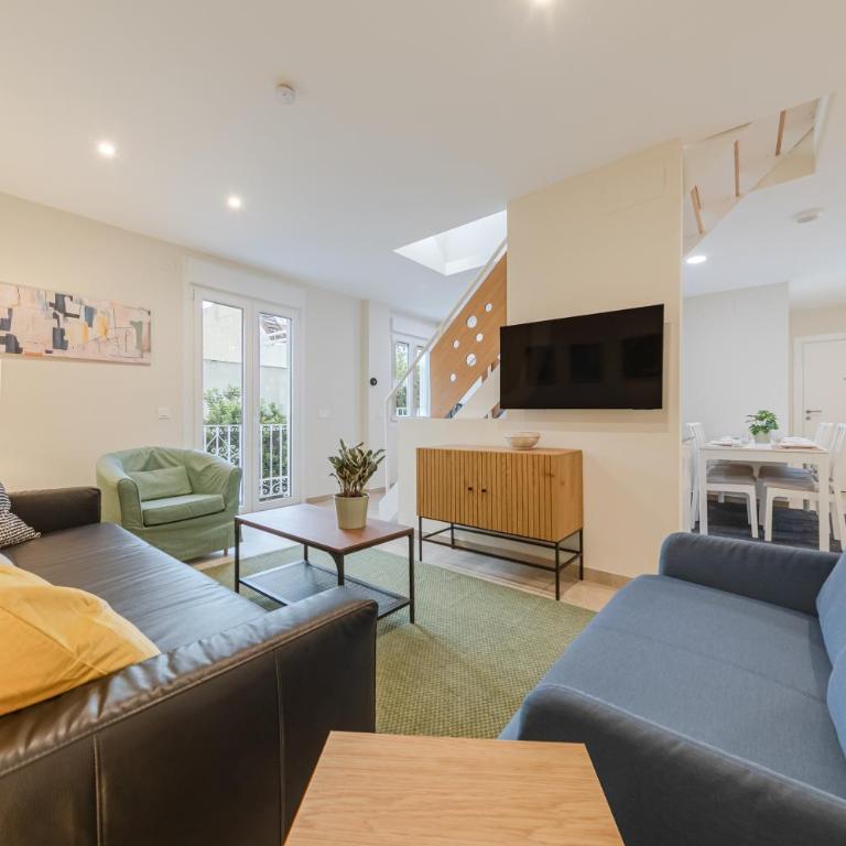Las Terrazas de Triana - Three-Bedroom Premium Apartment - 9