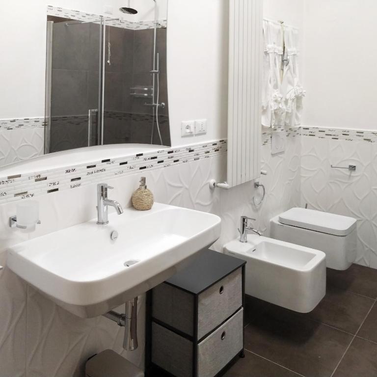 ESSENZA Maison - Two-Bedroom Apartment - 22