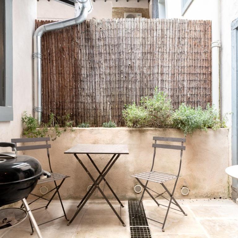 Au Pied de la Cité - Terrasse - Climatisation - Wifi - Maison 3 Chambres - 33