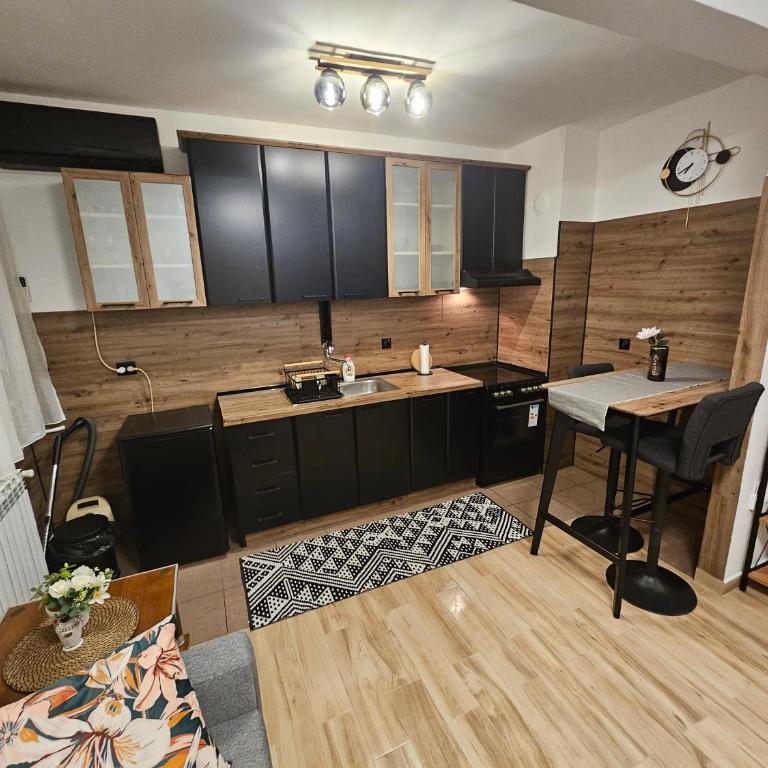 Apartman Sandra - One-Bedroom Apartment - 2