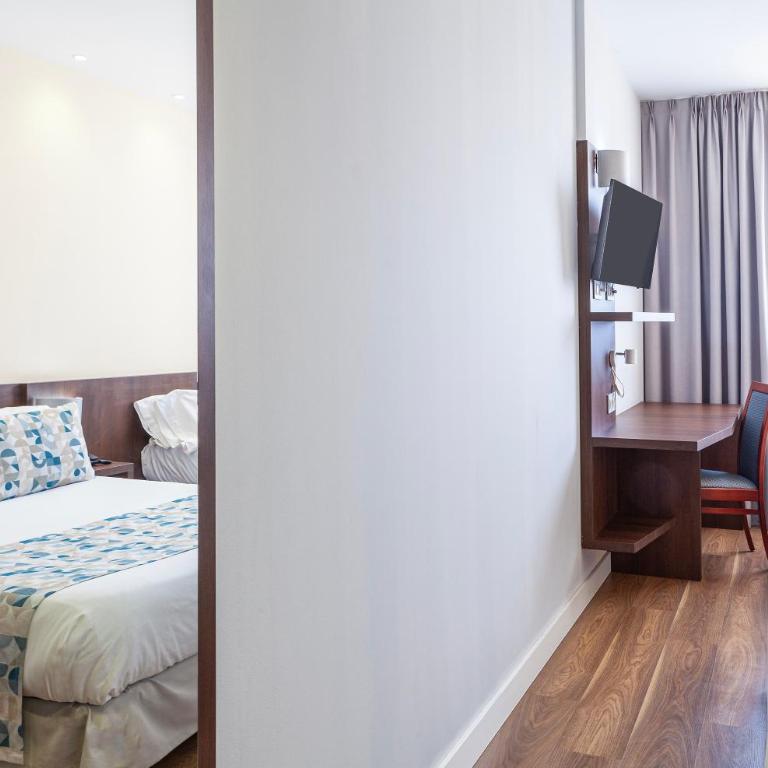 Hotel Olympia Universidades - Standard Triple Room (3 Adults) - 6