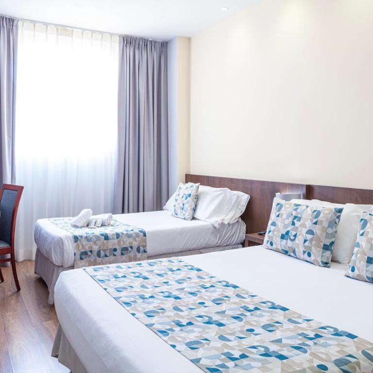 Hotel Olympia Universidades - Standard Triple Room (3 Adults) - 8