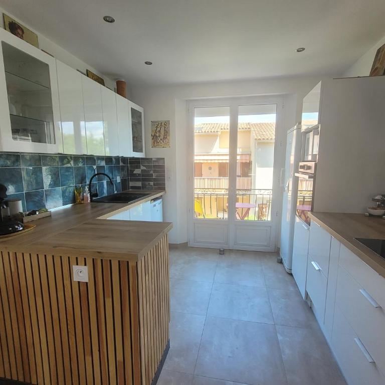 Saint-Aygulf,appartement à 50 m de la mer, avec parking privé - Appartamento con 2 Camere da Letto - 11