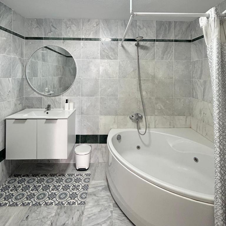 2 Bedroom apartment in Los Cristianos K210 - Apartamento de 2 dormitorios - 10