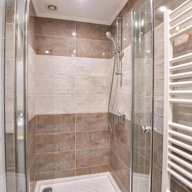 Appart belle vue mer et plage proche de Monaco - Appartement - 21
