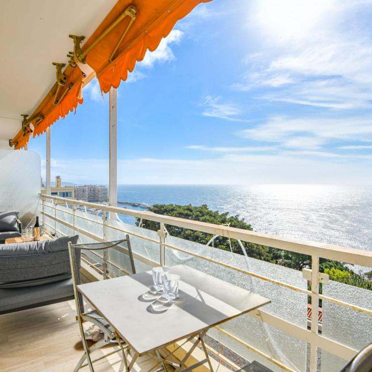 Appart belle vue mer et plage proche de Monaco - Appartement - 23