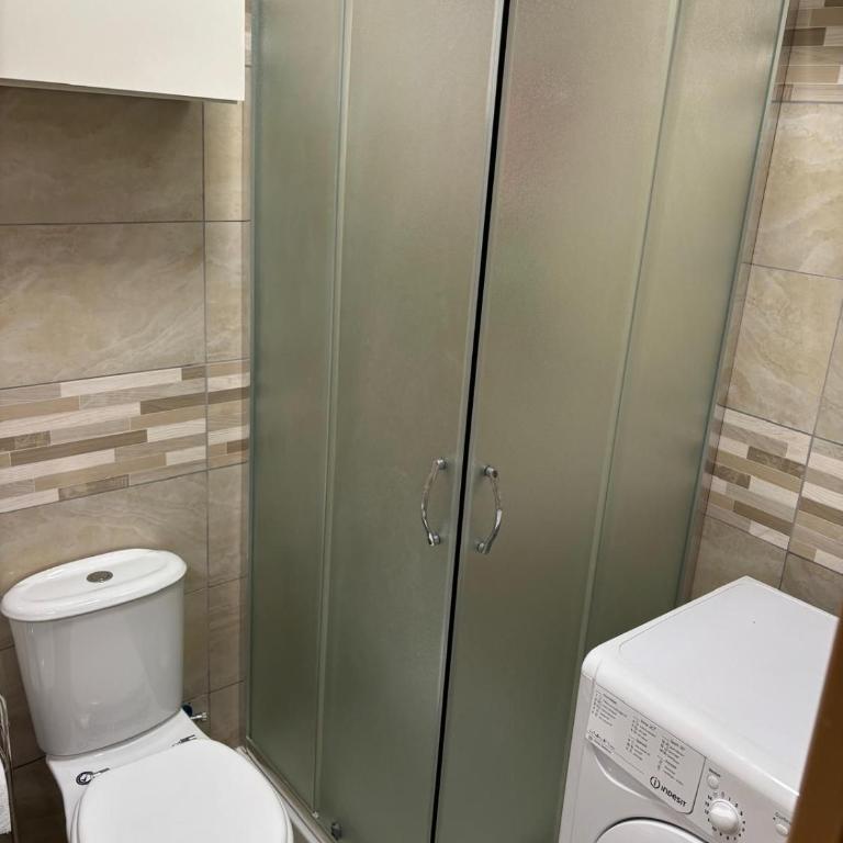 3 Brothers Holiday House - One-Bedroom Apartment - 9