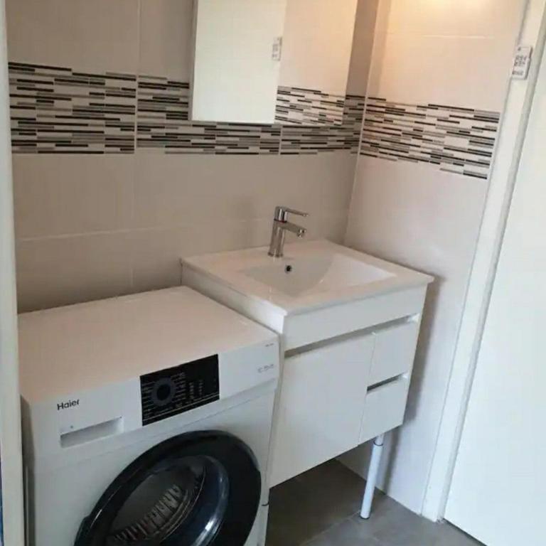 Nice apartment with garden - Appartement 2 Chambres - 28
