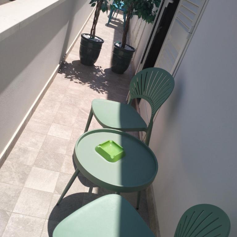 Diana Apartment - Studio Apartment with Balcony - 2