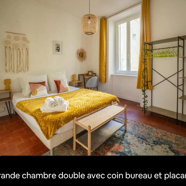 Cocon des halles - Climatisation - Terrasse - Three-Bedroom Apartment - 12