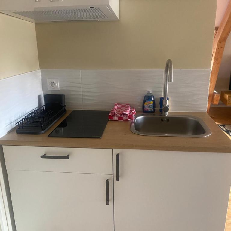 Appartement cosy 40 m2 CLIMATISATION - Parking gratuit - Lit Queen size - Apartamento de 1 dormitorio - 4