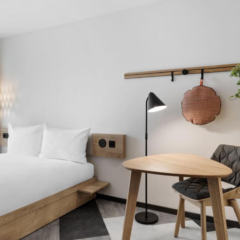 Stay KooooK Munich City - Gemütliches Zimmer - 1