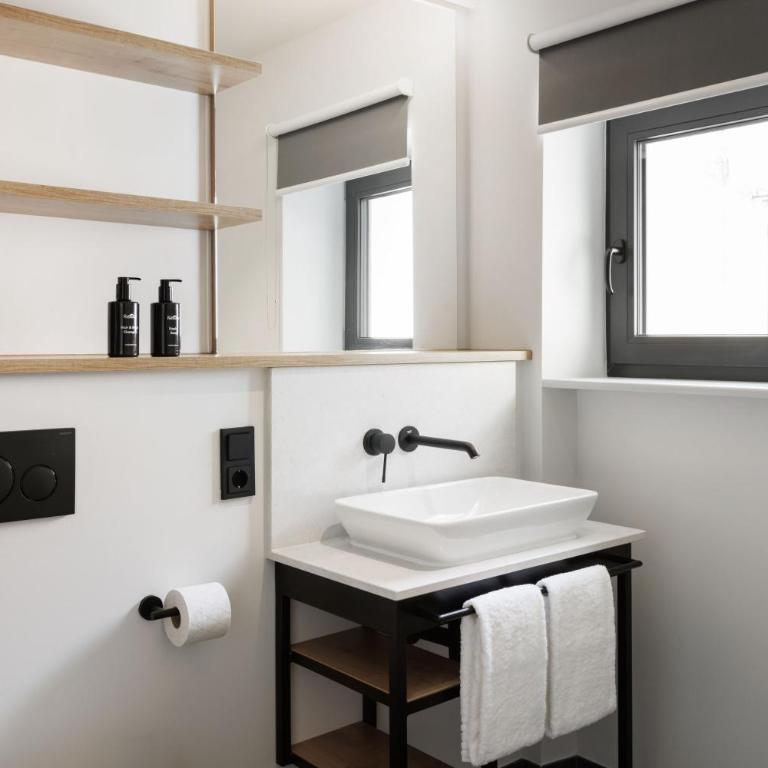 Stay KooooK Munich City - Gemütliches Zimmer - 2
