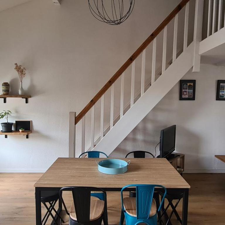 Duplex au cœur du bourg à 10 minutes de la plage - Appartement 1 Chambre - Vue sur Ville - 2