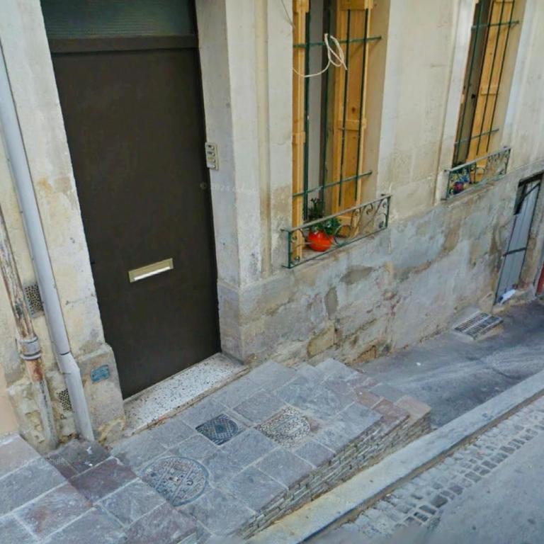 Joli appartement hypercentre T2, classé meublé de tourisme 3 avec parking gratuit - Appartement 1 Chambre - 34