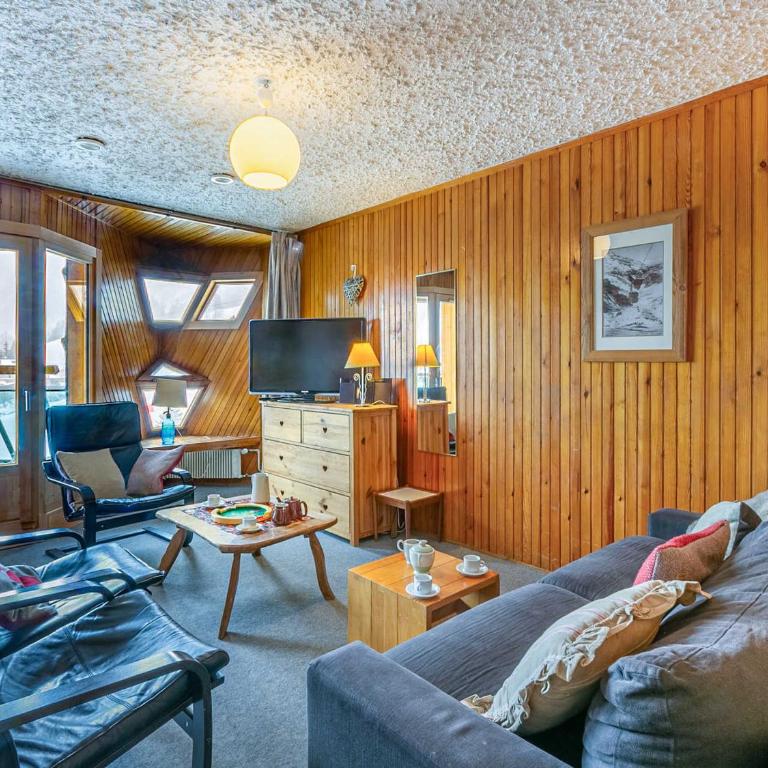 Spacieux appartement 8 pers avec WiFi, balcon et cuisine rénovée - FR-1-694-94 - Appartement - 1