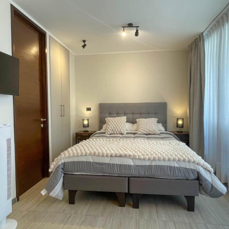 Universidad Católica - Estacionamiento gratis - Metro - Apartamento de 1 dormitorio - 12