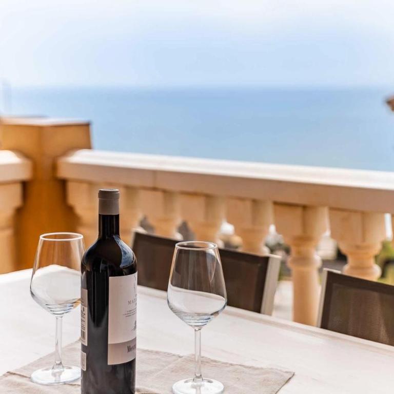 Spacious 3-bedroom apartment - Casa Annelise - Three-Bedroom Apartment - 3
