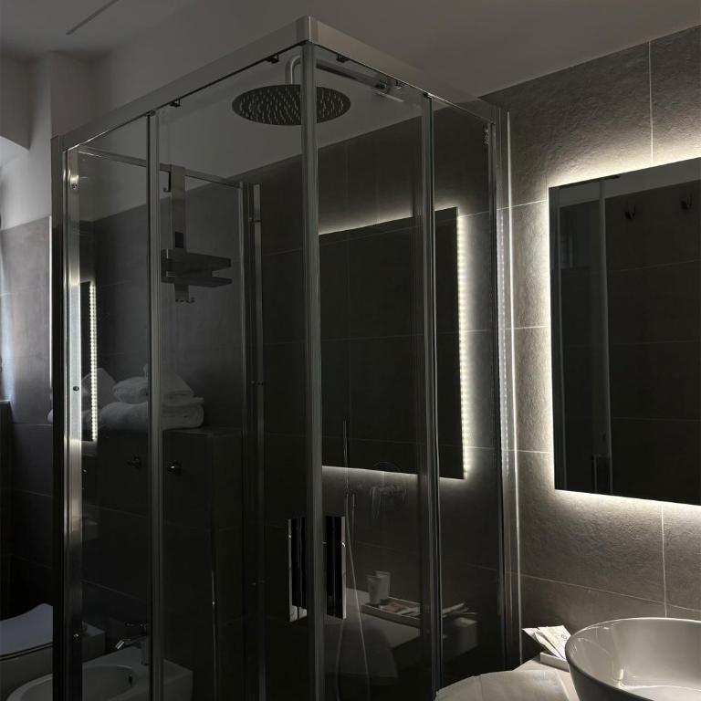 Le Finestre Veneris - Deluxe Double Room with Side Sea View - 16