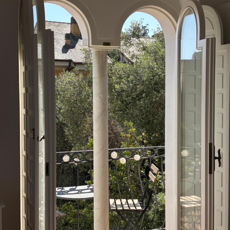 Le Finestre Veneris - Deluxe Double Room with Balcony and Sea View - 9