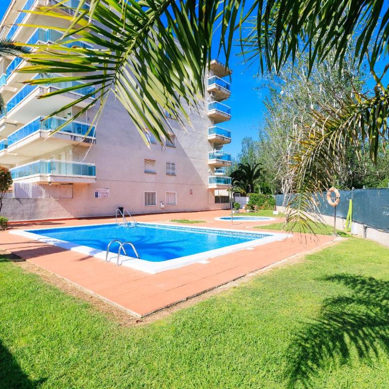UHC Park Village Apartments - Apartamento de 2 dormitorios - 2