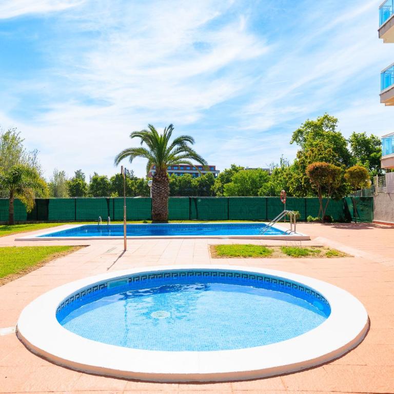 UHC Park Village Apartments - Apartamento de 2 dormitorios - 24