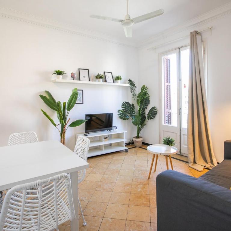 31ABPAR1110 - Apartment in Paralelo - Three-Bedroom Apartment - 1