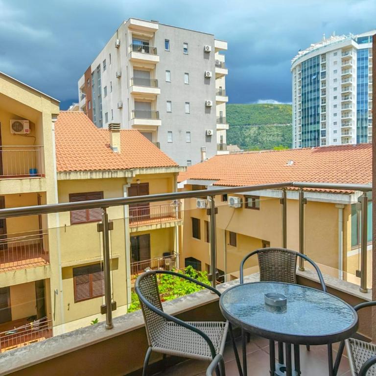 Seaside Nest Budva -Cozy Retreat 3 min from Beach - Apartman sa 1 Spavaćom Sobom - 1