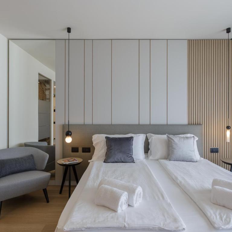 Drago Suites by Double Hospitality - Habitación Doble Deluxe con vistas al lago - 1 o 2 camas - 16