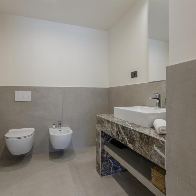 Drago Suites by Double Hospitality - Habitación Doble Deluxe con vistas al lago - 1 o 2 camas - 17