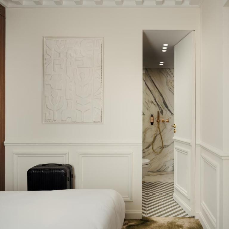 Léon Hôtel - Chambre Double « Élégance » - 7