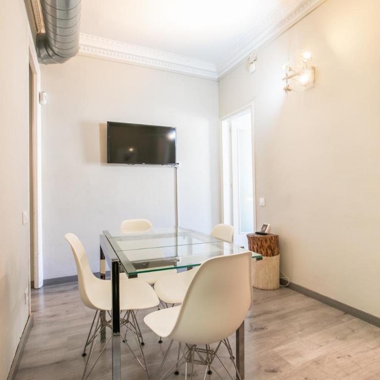 51ABPAR1111 - Apartment in Paralelo - Three-Bedroom Apartment - 9