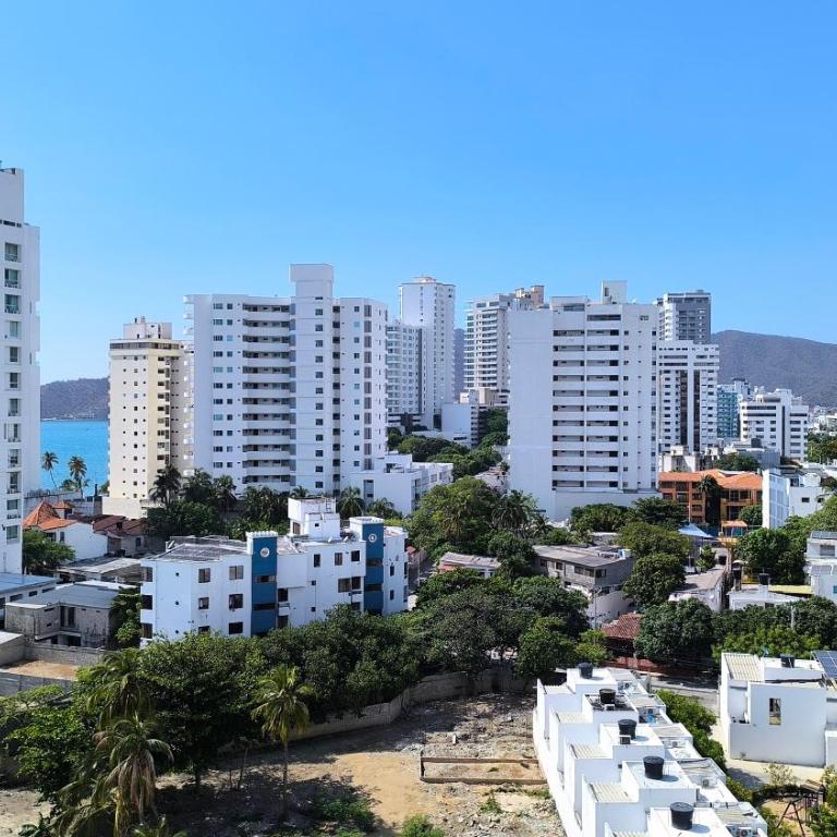 Apartamento Gaira - Mar y Descanso en Santa Marta - Apartamento de 2 dormitorios con balcón y vistas al mar - 12