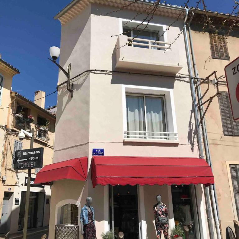 L'ESCALE DUPLEX, Vue Château, CENTRE VILLAGE - Appartement 1 Chambre - 2