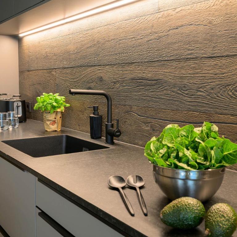 LIVALPIN Relaxe - Two-Bedroom Apartment with Balcony and Mountain View - 15