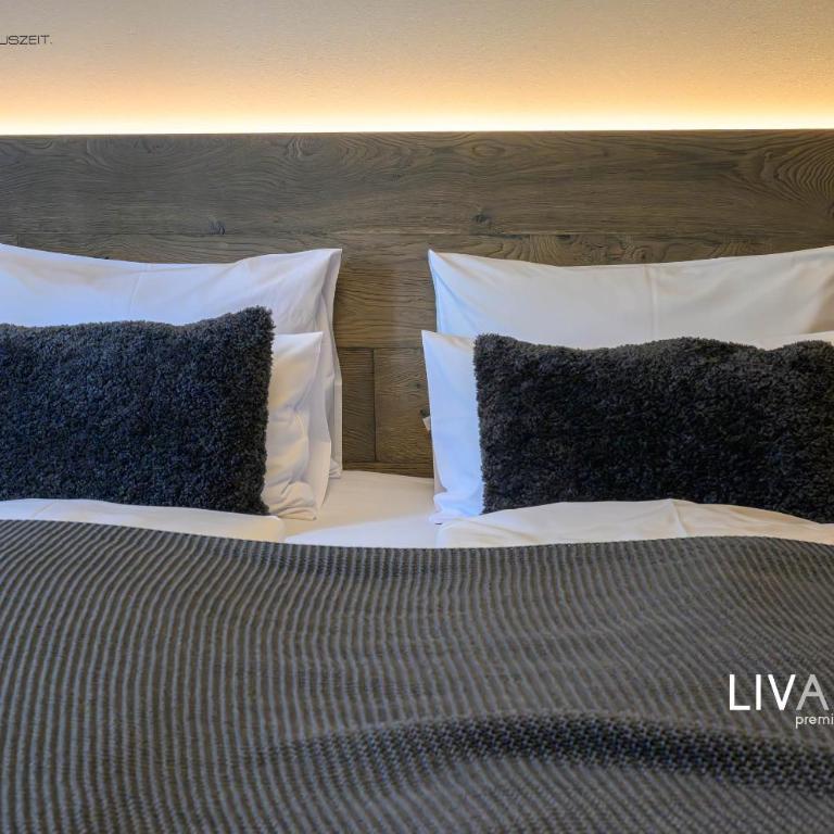LIVALPIN Relaxe - Two-Bedroom Apartment with Balcony and Mountain View - 37