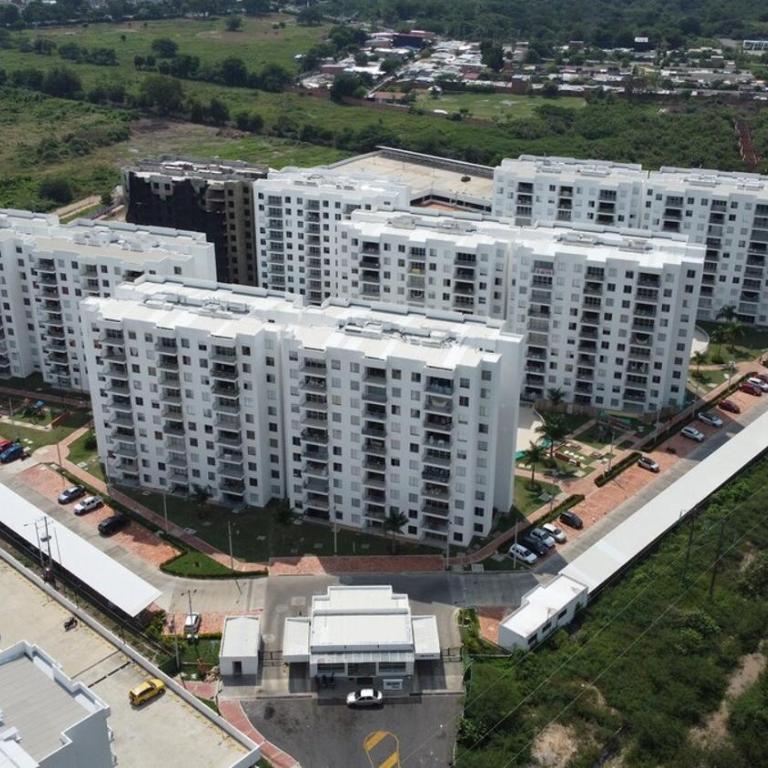 Hermoso apartamento en Girardot con vista a la montaña - Apartamento de 3 dormitorios - 49