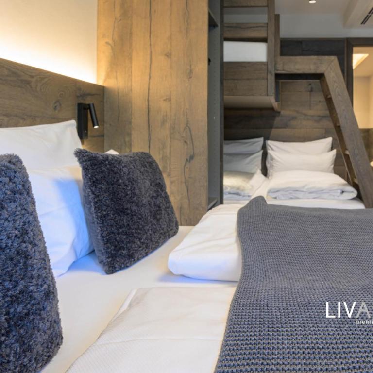 LIVALPIN Relaxe - Two-Bedroom Apartment with Balcony and Mountain View - 42