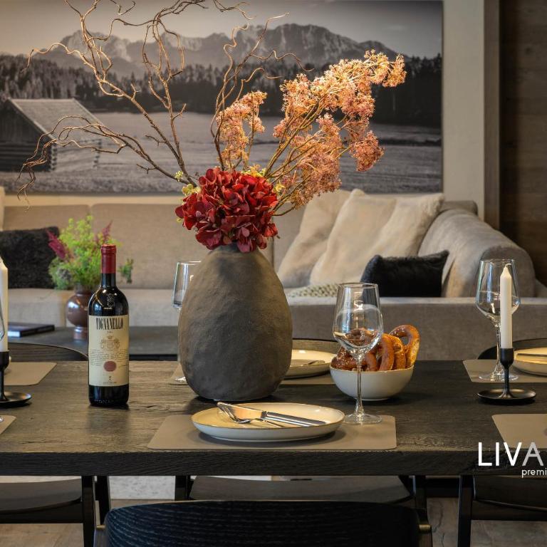 LIVALPIN Relaxe - Two-Bedroom Apartment with Balcony and Mountain View - 40