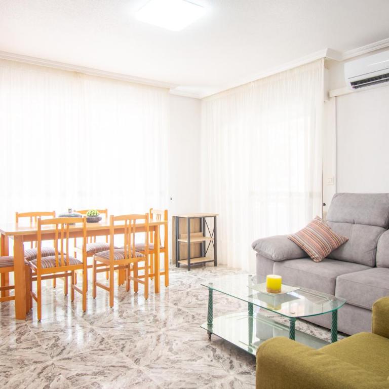 Playa de Poniente con Piscina y Parking By Aloha Palma - Apartamento de 3 dormitorios - 2