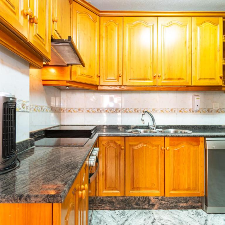 Playa de Poniente con Piscina y Parking By Aloha Palma - Apartamento de 3 dormitorios - 15