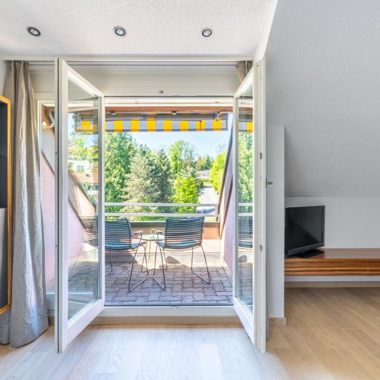 Seehotel Kastanienbaum - Superior Doppelzimmer - Hügelseite - 4